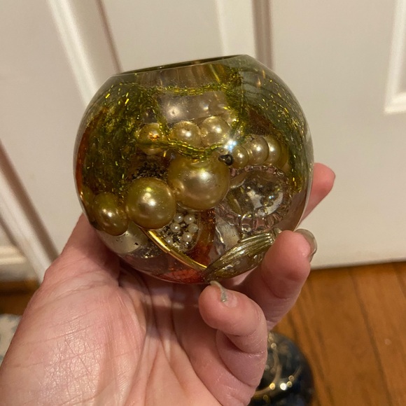 Handmade Pair of Epoxy Resin Jewelry Orb Tea-light Holders - Picture 9 of 13